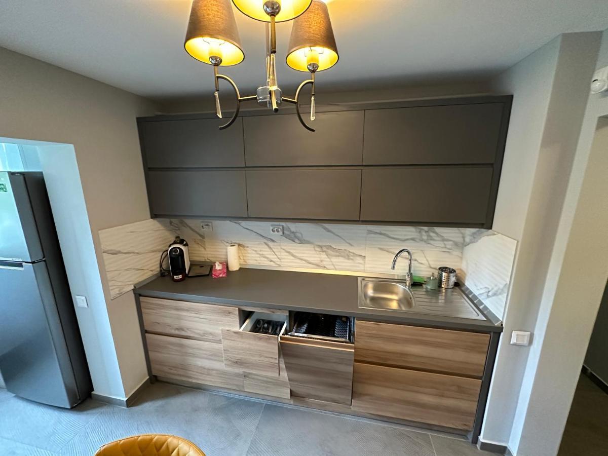 Page1 Ultracentral Apartament 트르고비슈테 외부 사진